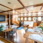 MYRA MOTOR SAILER INTERIOR (12)