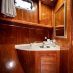 MYRA MOTOR SAILER INTERIOR (2)