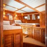 MYRA MOTOR SAILER INTERIOR (7)