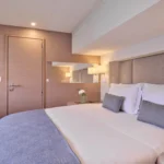 DOLLY INTERIOR (49)