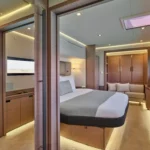 ELLY YACHT INTERIOR (25)